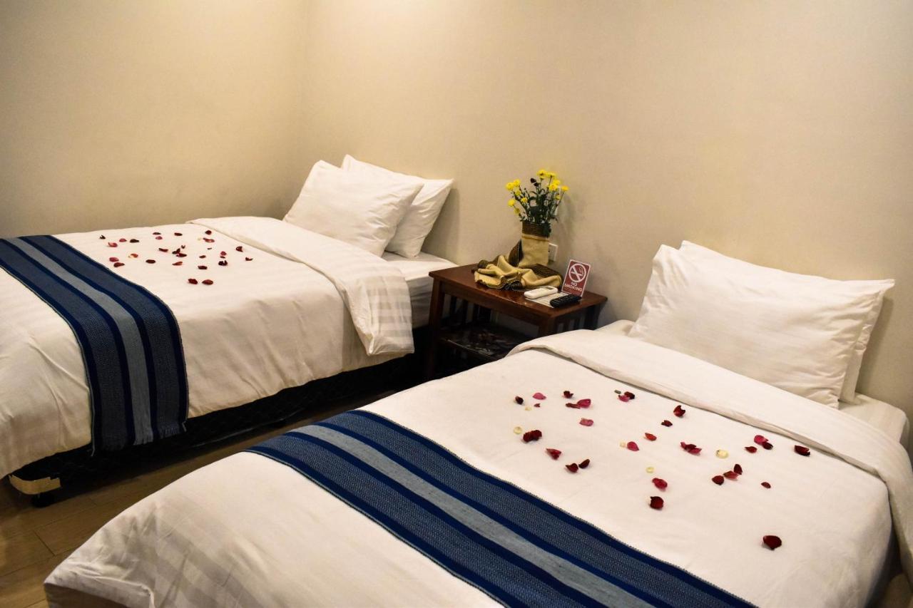 Hotel Lourdes Лаолаг Екстериор снимка
